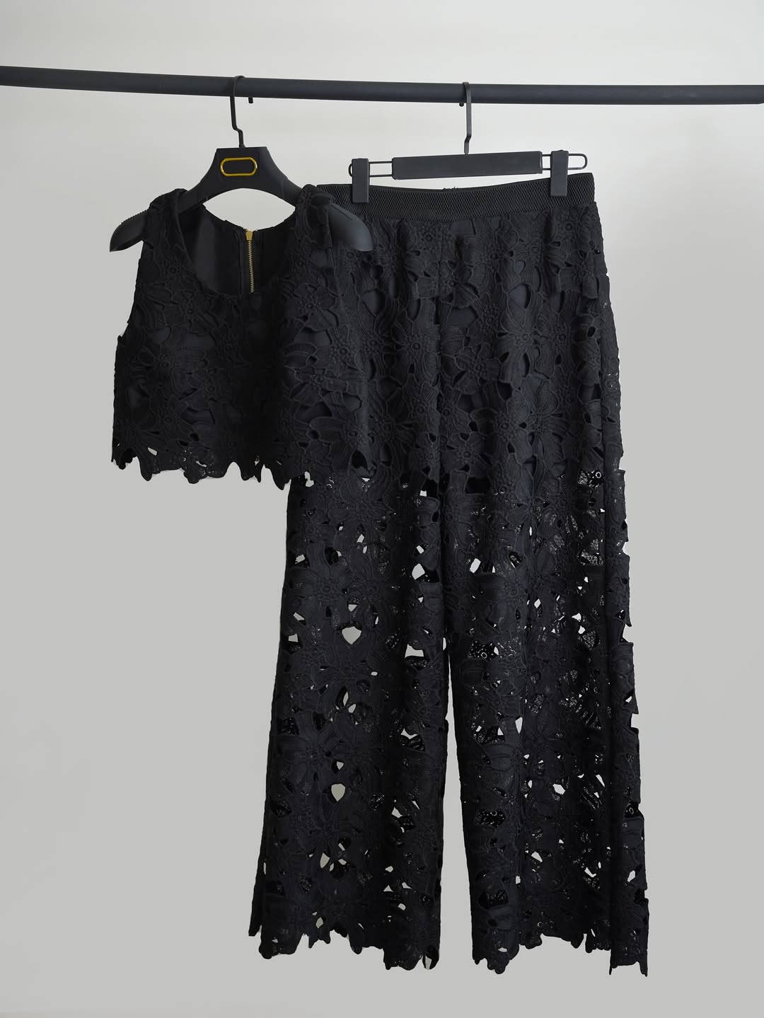 تاپ و شلوار گیپور مشکی